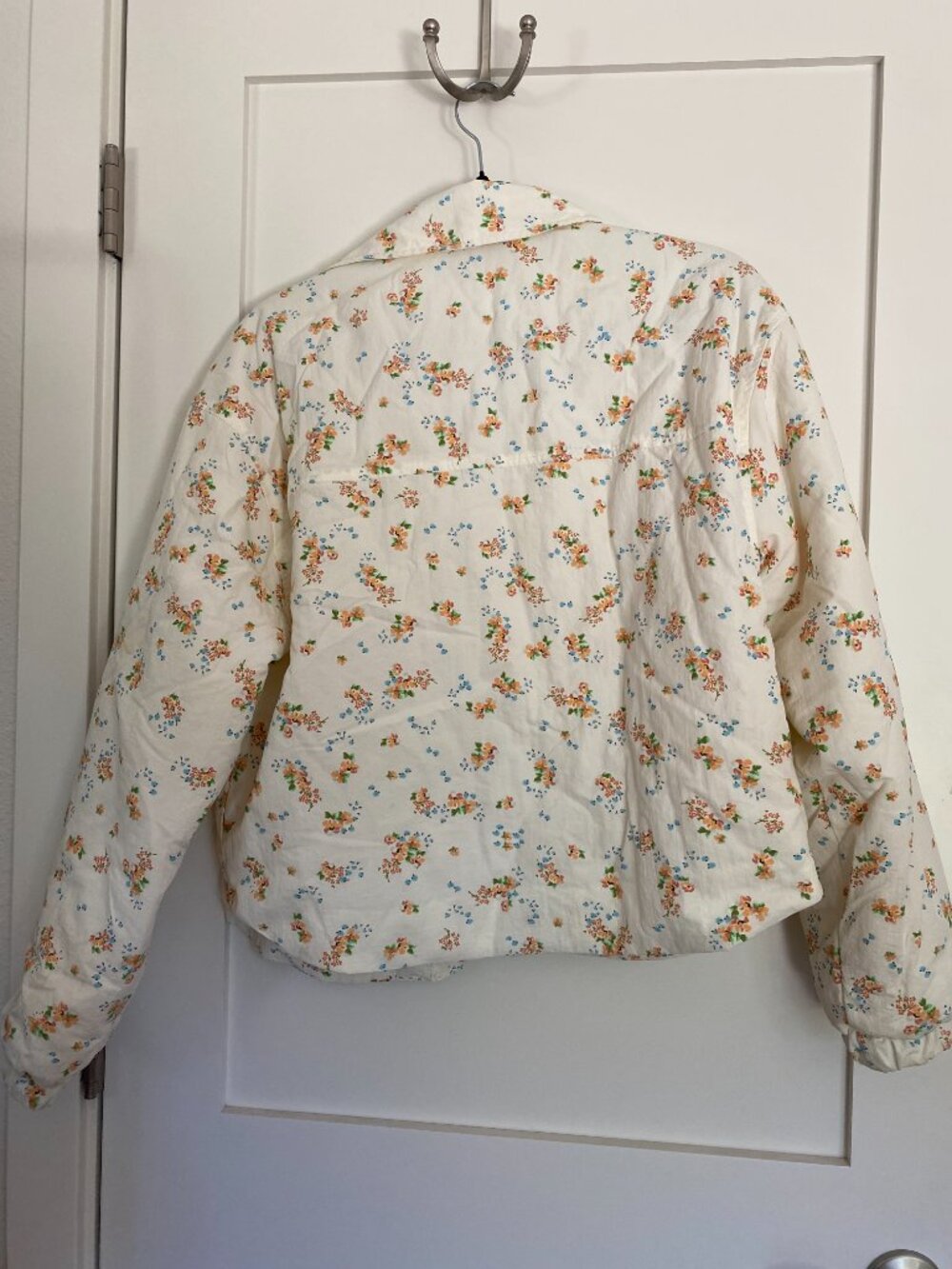 Flower Jacket - Picture 2 of 4